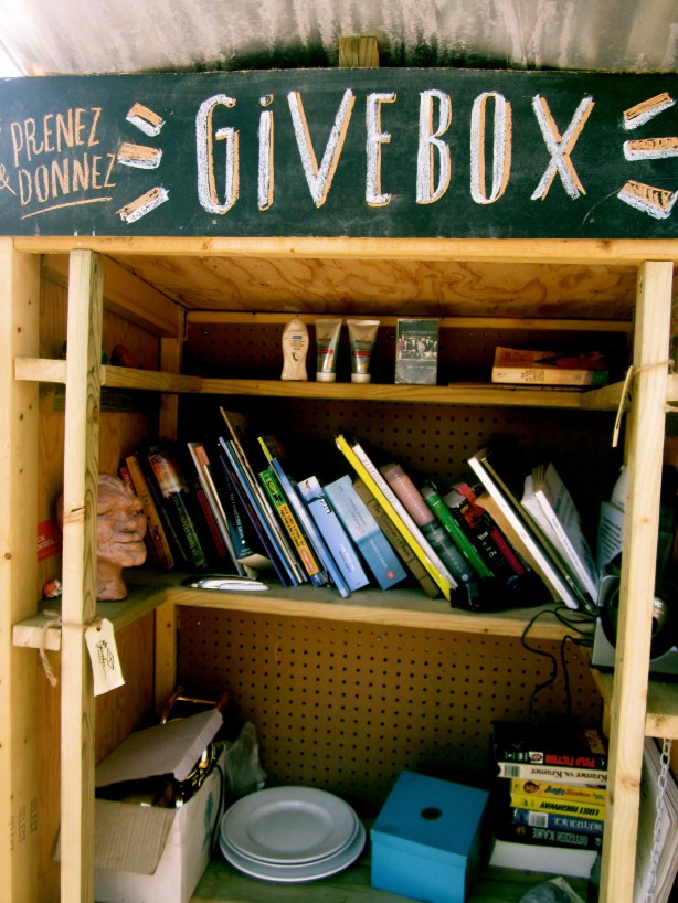 De Toronto à Montréal en passant par Berlin : les micro-bibliothèques de la rue
