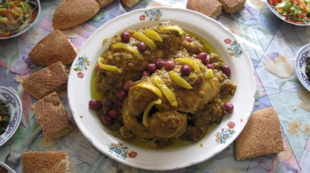 Tajine de poulet au citron.