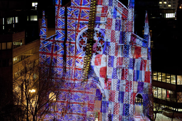 Le Quartier des spectacles est illuminé par Luminothérapie