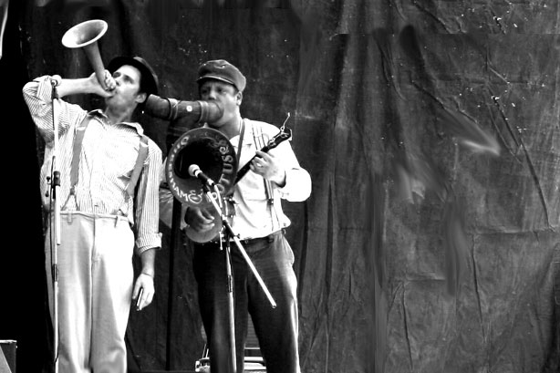 Sheesham & Lotus & Son à l'Auberge du Mouton Noir de Wakefield