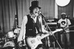 Jean Leloup donnera un spectacle gratuit sur la Place des festivals
