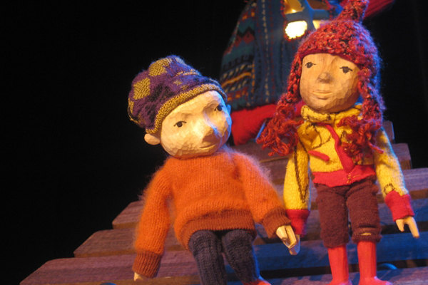 Le conte d'Hänsel et Gretel revisité en formule marionnettes