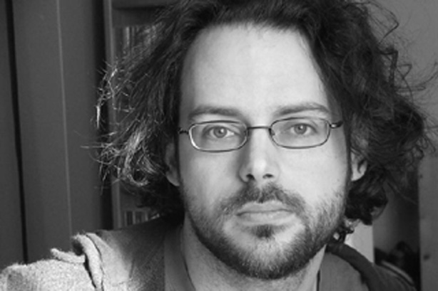 Mario Brassard reçoit le Prix Émile-Nelligan pour Le livre clairière