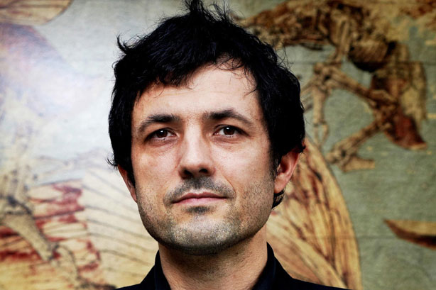 Albin de la Simone présente le vidéoclip de Moi moi