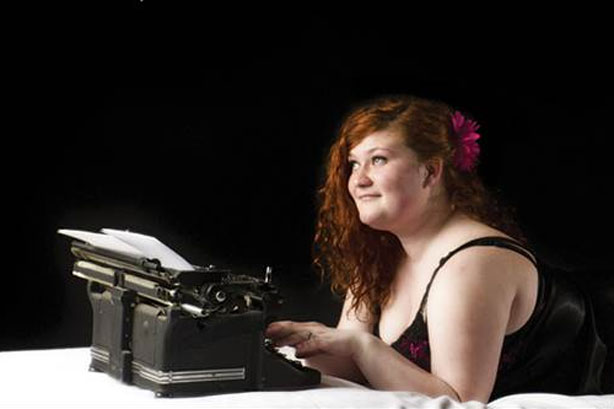 La pièce «La chatte et le hibou» au Théâtre de l'île pour un mois