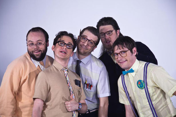 Les Appendices en spectacle avant le début de leur sixième saison