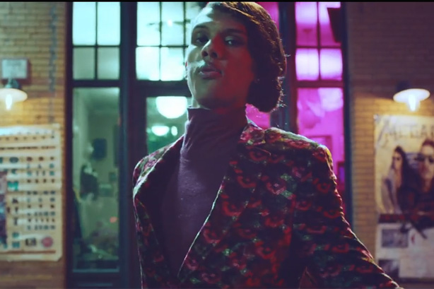 Stromae : un clip à trois pour Tous les mêmes