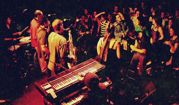 The Souljazz Orchestra lance son nouvel album Inner Fire au Petit Chicago