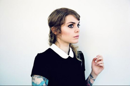 En vidéo: Coeur de pirate reprend Dead Flowers des Rolling Stones