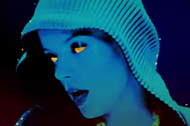 Lily Allen : Découvrez le clip de la chanson titre du nouvel album Sheezus