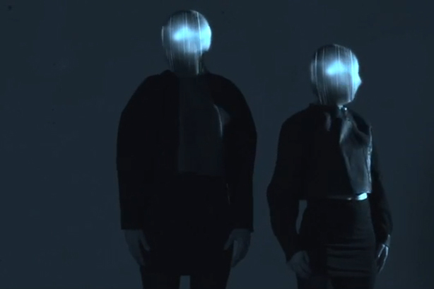 Midnight Romeo: un nouveau vidéoclip glacial et futuriste pour Unbreakable girl