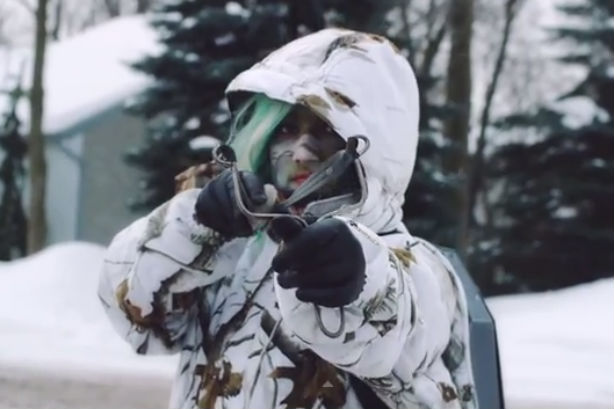 Fanny Bloom: nouveau clip intrigant pour Sammy Sammy