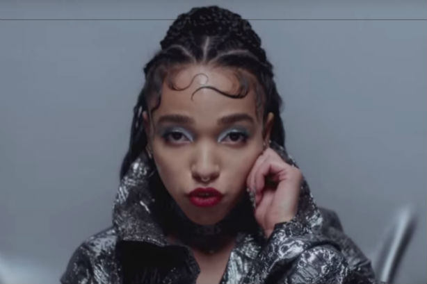 FKA twigs dévoile une oeuvre pluridisciplinaire intitulée M3LL155X