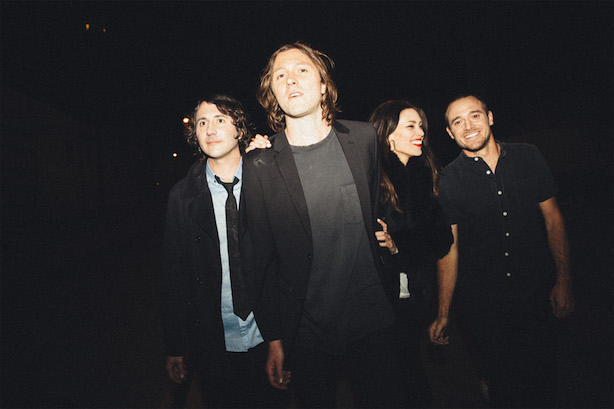 [En écoute] L'album éponyme de Family Of The Year