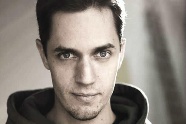 [En écoute] De Brassens à Aznavour: Grand Corps Malade rend hommage à ses poètes favoris