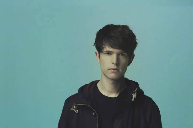 [À écouter] James Blake reprend Simon & Garfunkel avec Justin Vernon