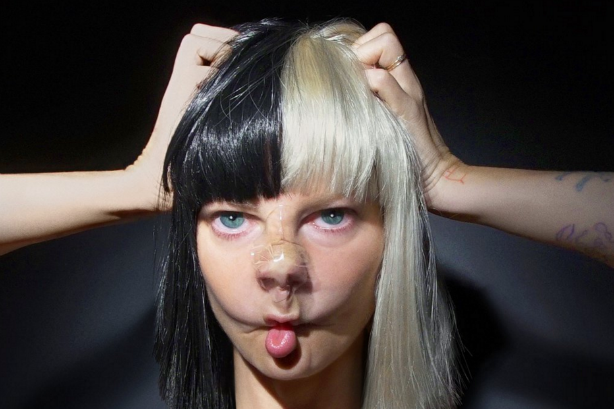 [À écouter] Bird Set Free, une chanson de Sia coécrite avec Adele