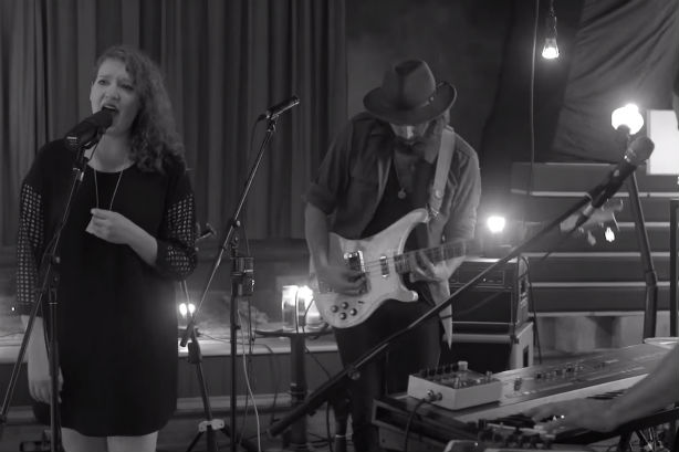 Groenland reprend Retrograde de James Blake et c'est vraiment efficace