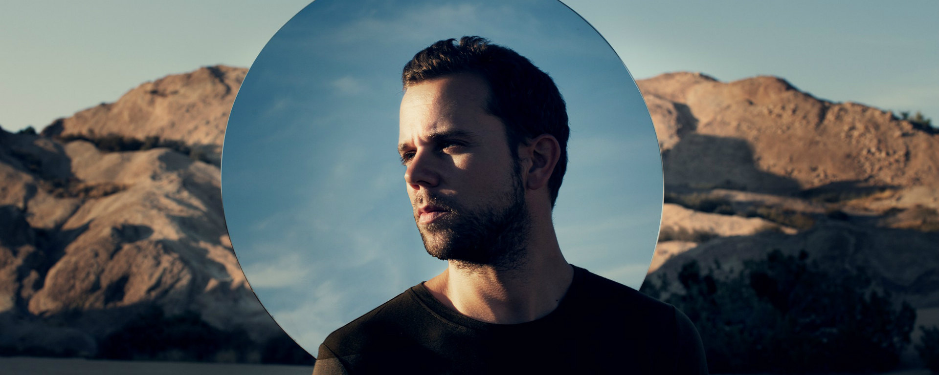 M83 sortira un nouveau LP au début d'avril