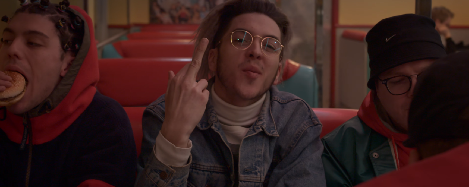 Dead Obies souligne le 4/20 avec un nouveau clip