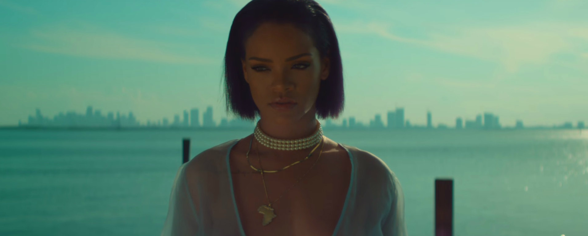 Rihanna se fait gangster pour Needed Me