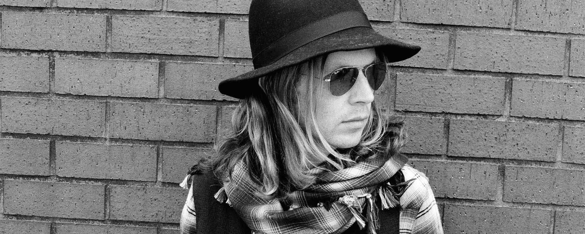 Beck dévoile la très lumineuse Wow