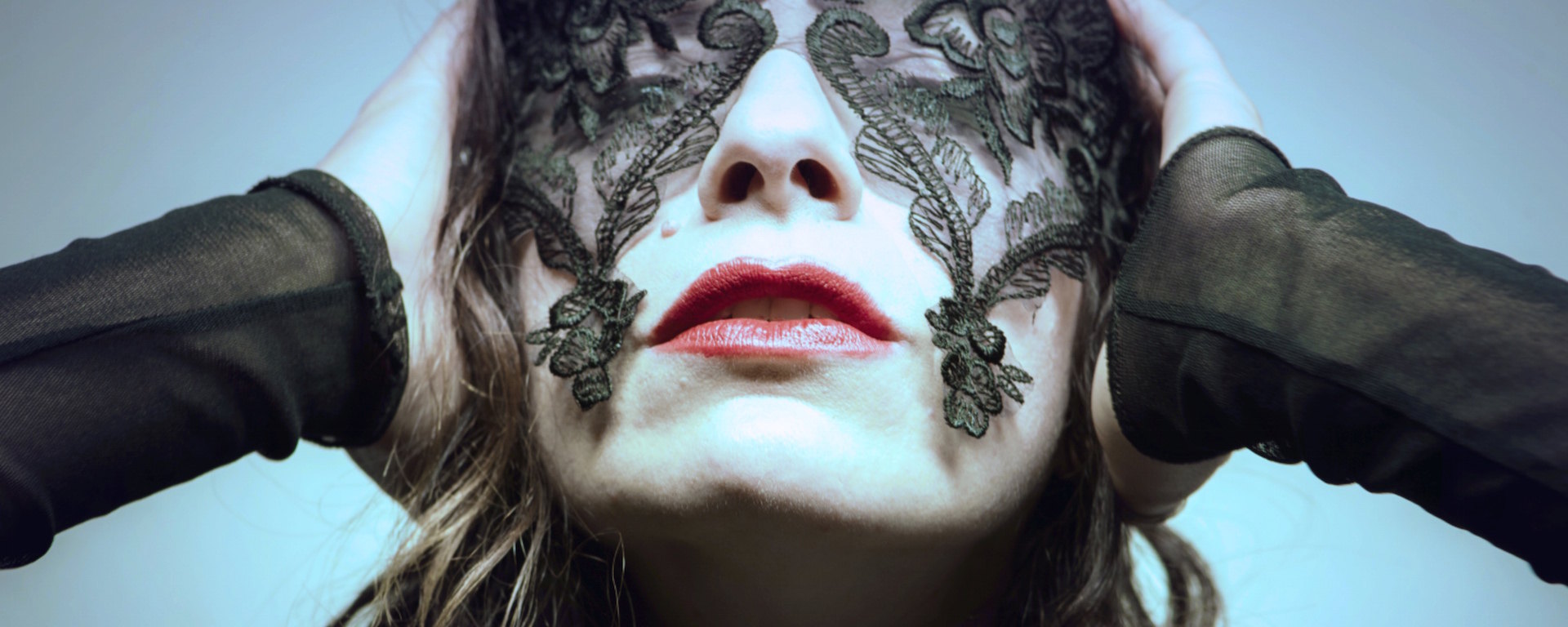 Un clip primal pour Mimoza H