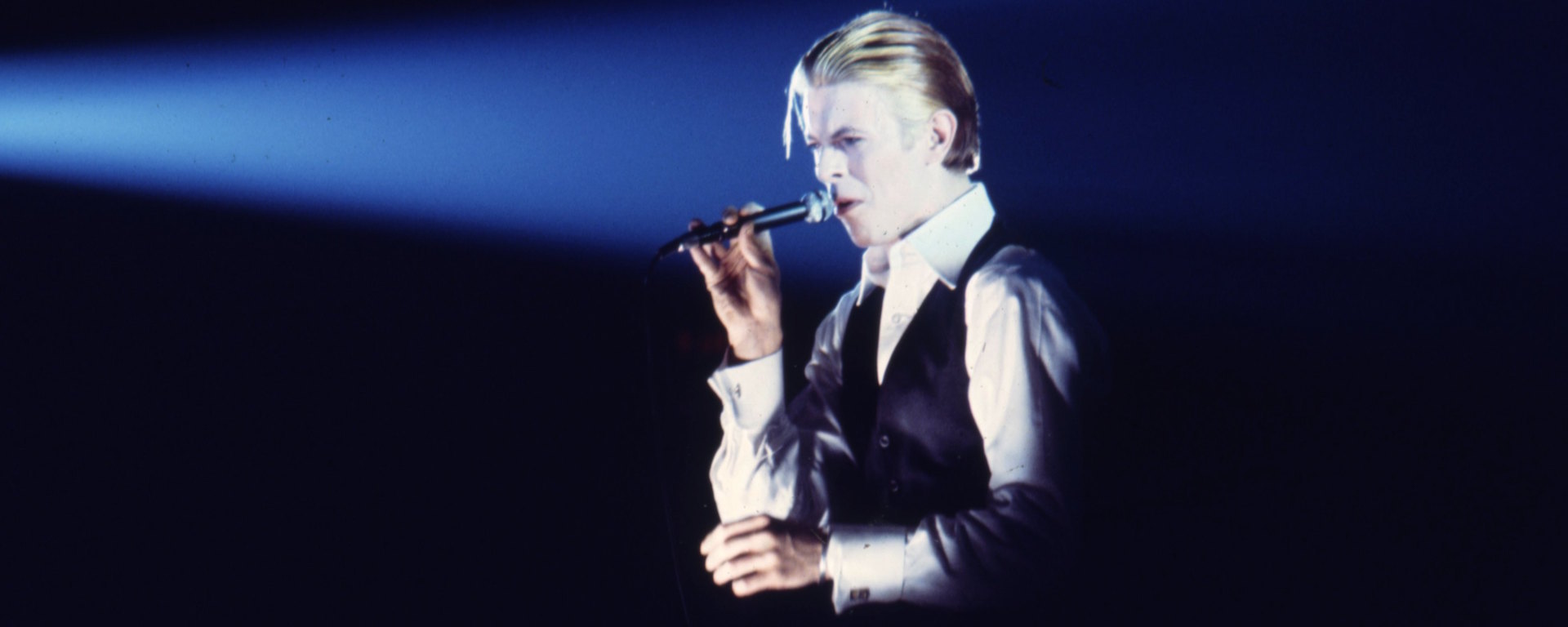 Encore du matériel inédit pour David Bowie avec Who Can I Be Now