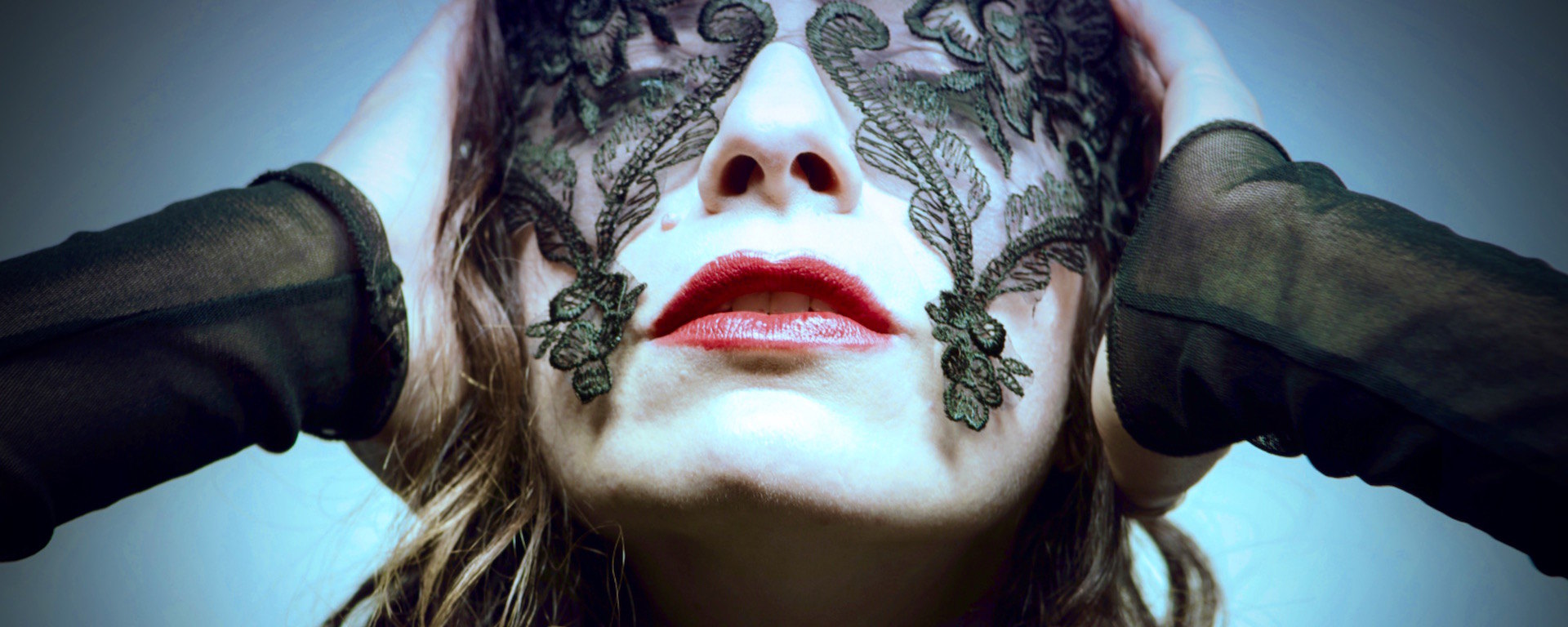 Mimoza H – Uproot