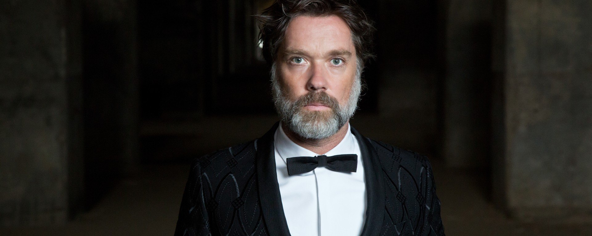 Rufus Wainwright se dénude et lance une nouvelle pièce