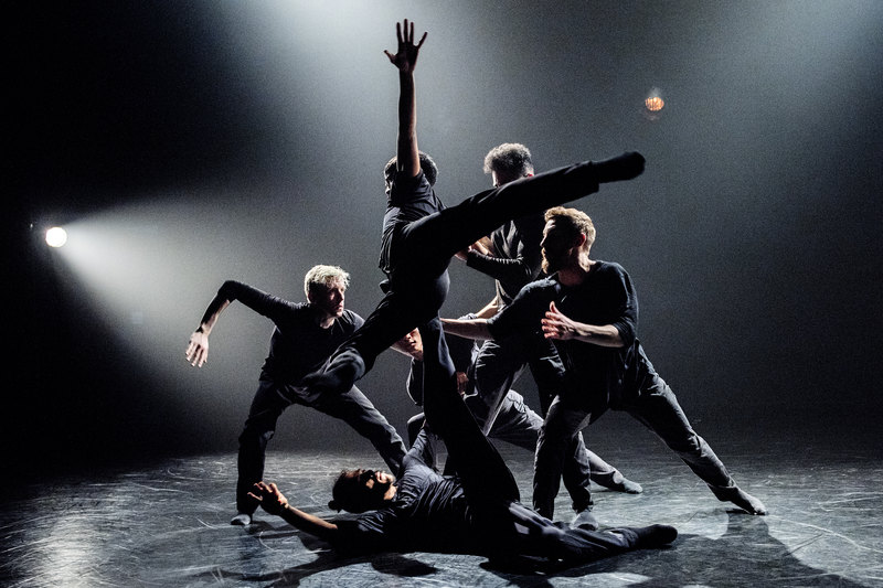 Dialogue | Wen Wei Dance