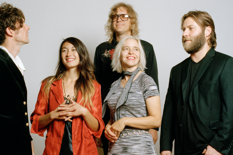 The Besnard Lakes - The Roaring Night