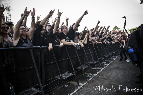 3. Gojira-13