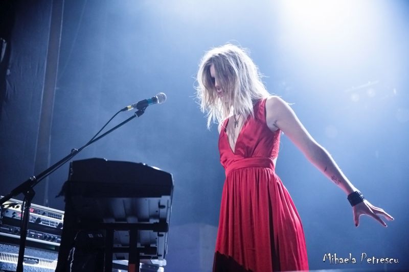 1-myrkur-2