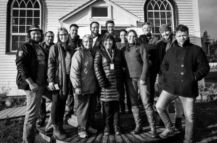 Une partie des invités du festival 2015 et au centre la directrice de la programmation Marie-Renée Duguay.