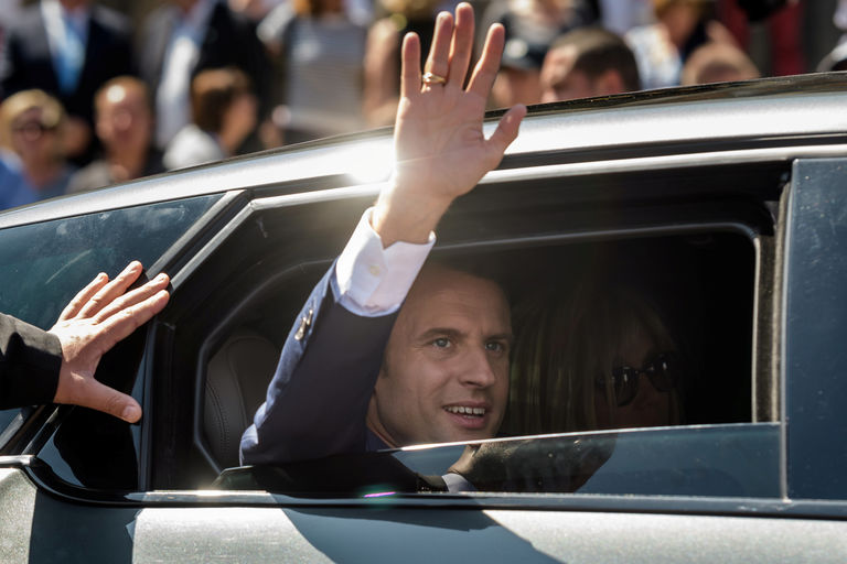 macron0