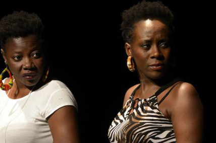 "Salon nocture : Moziki / Likelemba / Tour Ya Bibish, dans le cadre du Festival Dramaturgies en dialogue 2013 au Théâtre d’Aujourdui. Sur la photo : Marie-Louise Bibish Mumbu en compagnie de Gisèle Kayembe