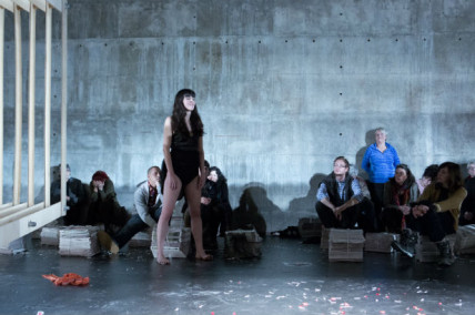 Karina Iraola dans Requiem(s) King Lear Hygiène sociale Désobéissance civile Charte des raisons communes Vodka pour tous
