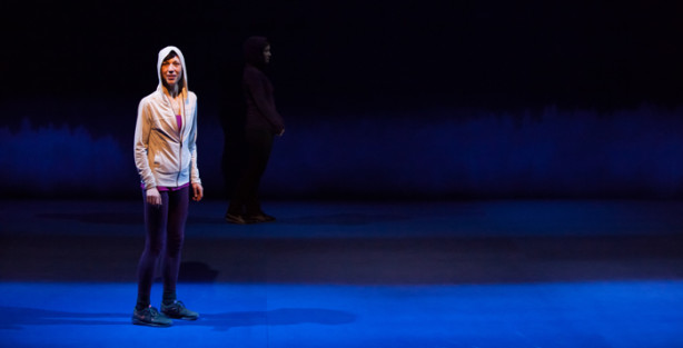 Evelyne de la Chenelière dans le monologue d'ouverture du spectacle / Crédit: Matthew Fournier