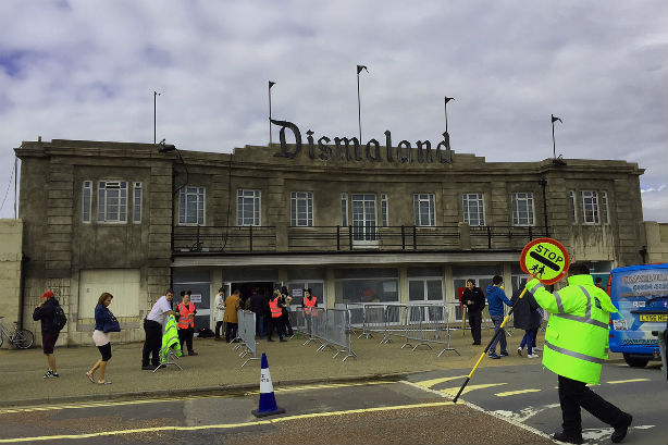 Dismaland_inter