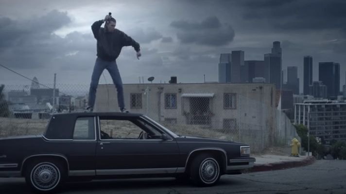 Célébration du rock n' roll et fascination pour Alex Cameron