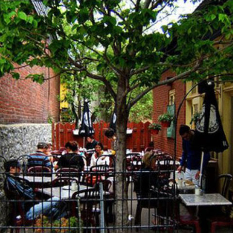 Café au Bonnet d'Âne