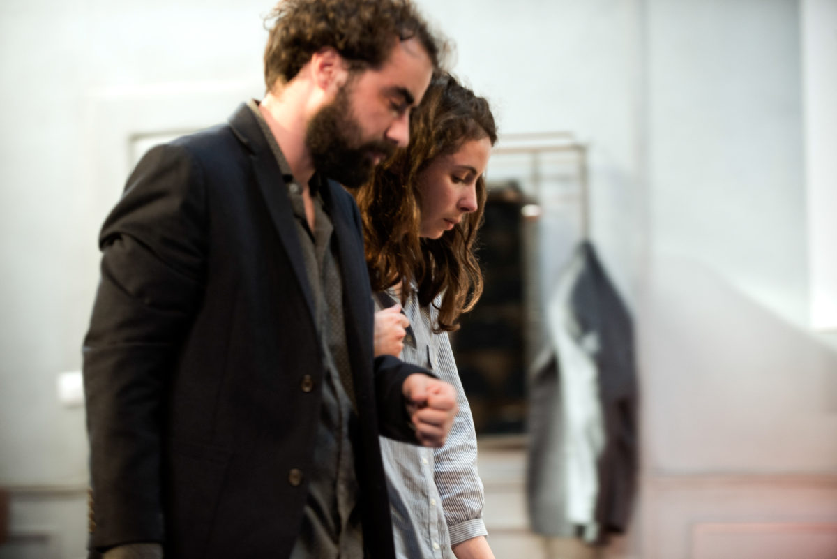 François (David Houri) et Esther (Alix Riemer) / Crédit: Elisabeth Carecchio