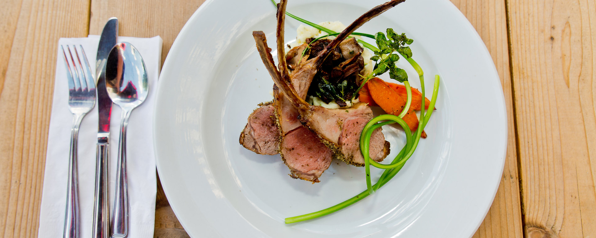 Boutique et restaurant, le pari gagnant?