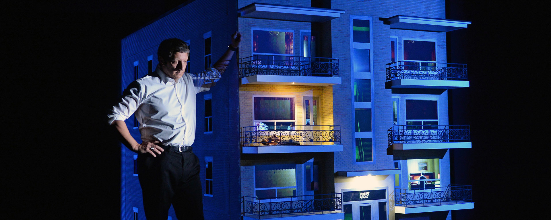887 : La renaissance de Robert Lepage