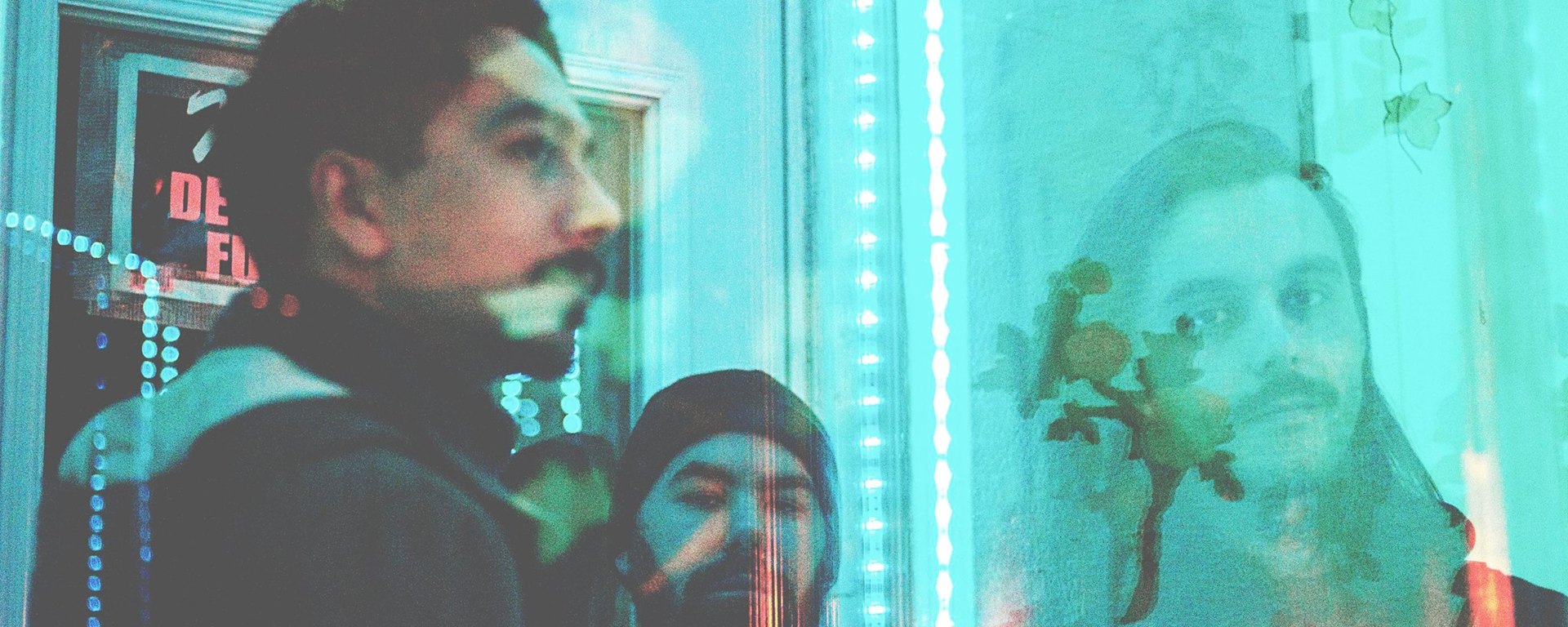 Nouvelle pièce harmonieuse pour le trio Floes