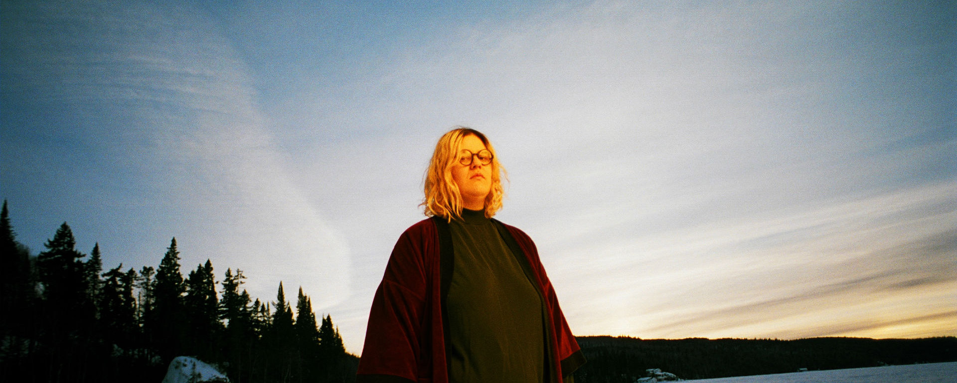 Safia Nolin dévoile deux nouvelles chansons de Dans le noir