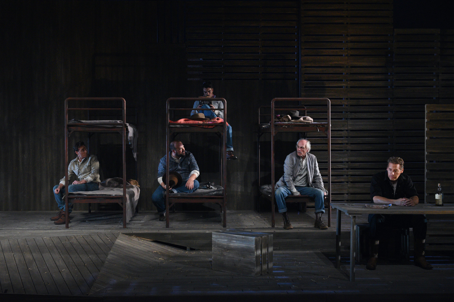 Des souris et des hommes : une histoire de solitudes | Scène | Voir.ca