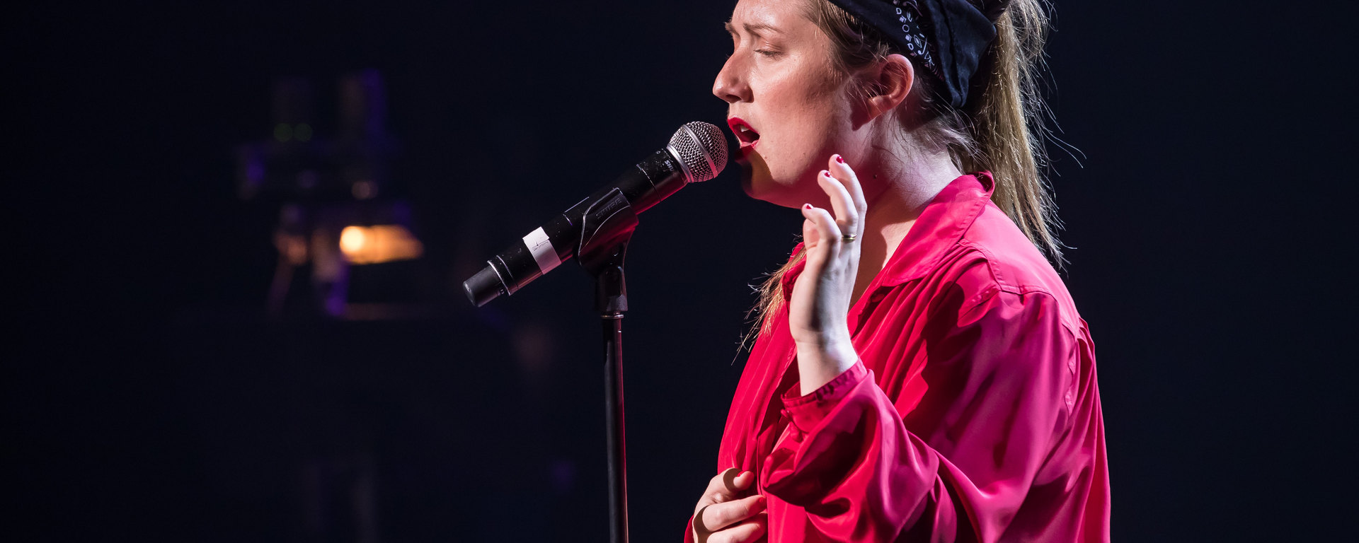 Fanny Bloom et Klô Pelgag rendent hommage à Pauline Julien