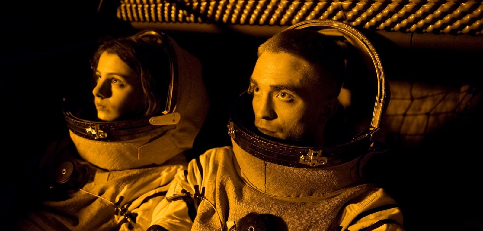 Résultat de recherche d'images pour "high life claire denis"